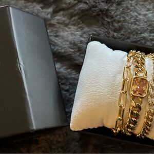 Gold Chain Bracelet with Pink Gemstone